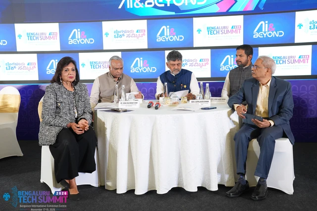 Conversation with Honorable Chief Minister of Karnataka — Photo 2